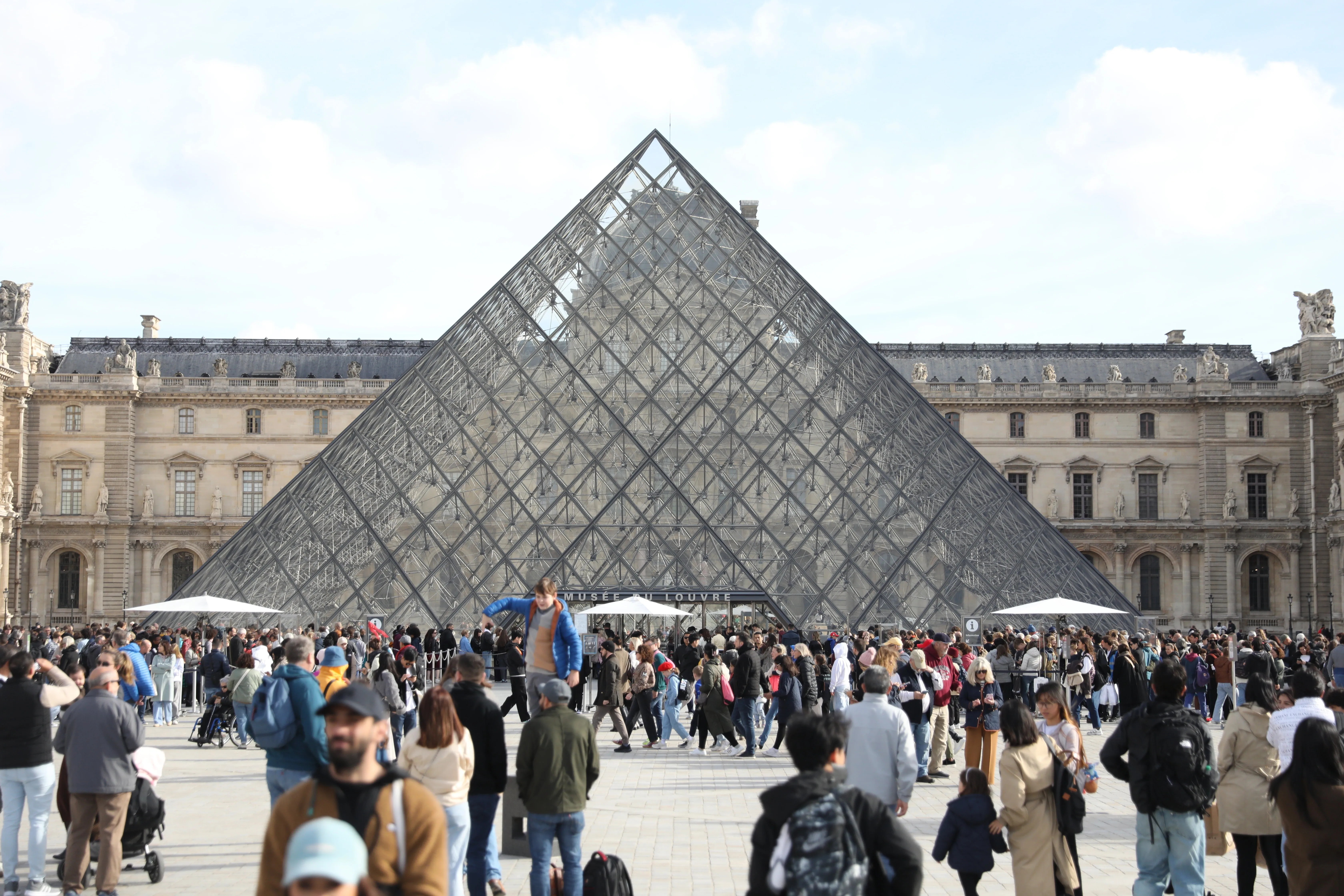New Director Appointed To Lead The Louvre Museum Out Of Crisis After Jewel Heist