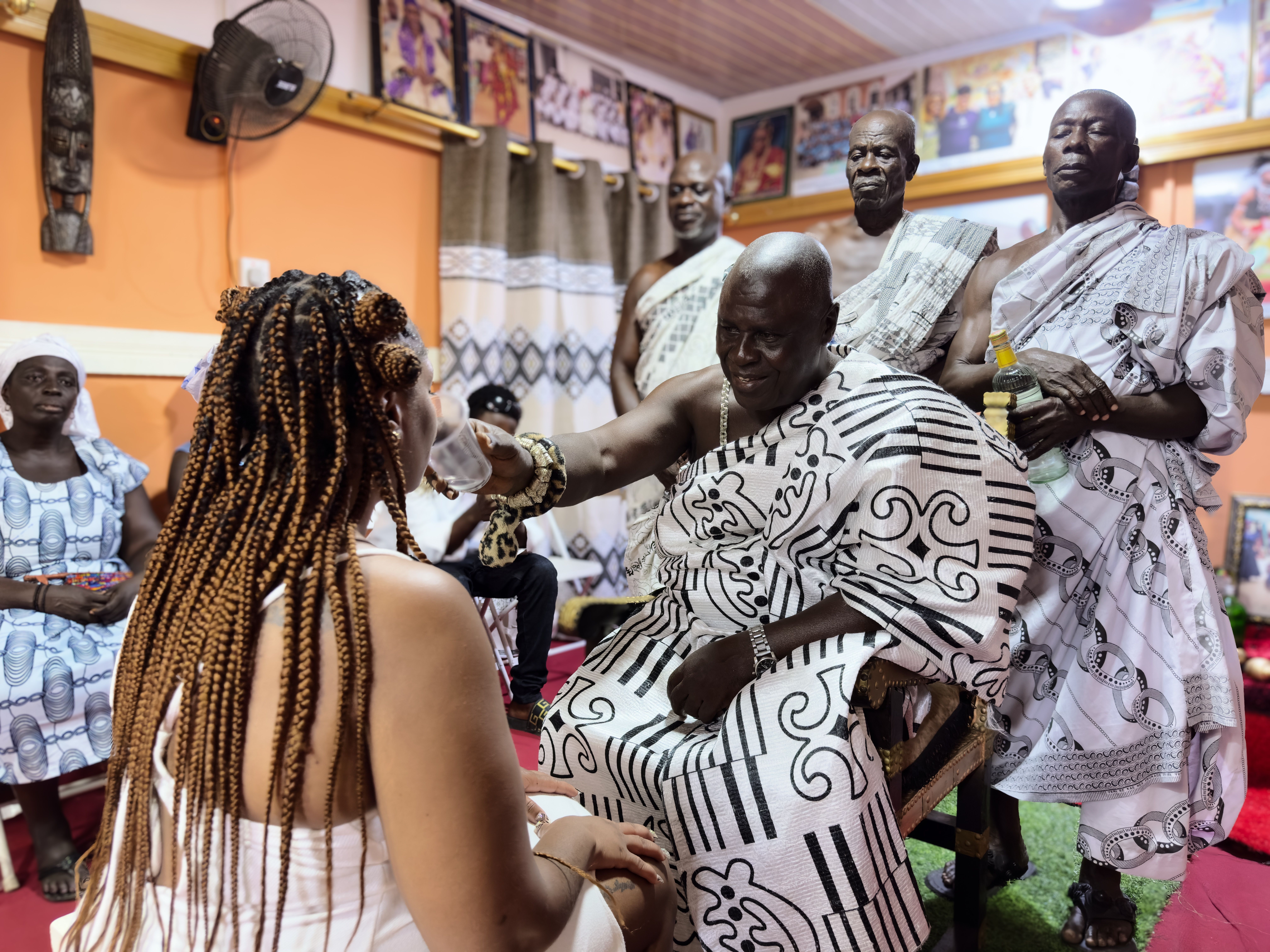 Warum Afroamerikaner nach Ghana auswandern: die schwierige Suche nach der eigenen Identität