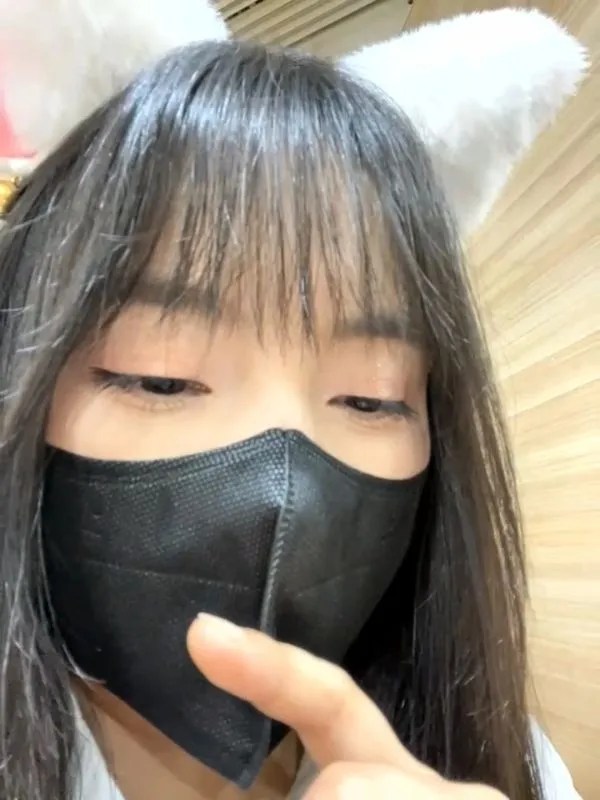 lyuu❤️2025新晋最强户外少女人美又爱玩刺激4V1.29G