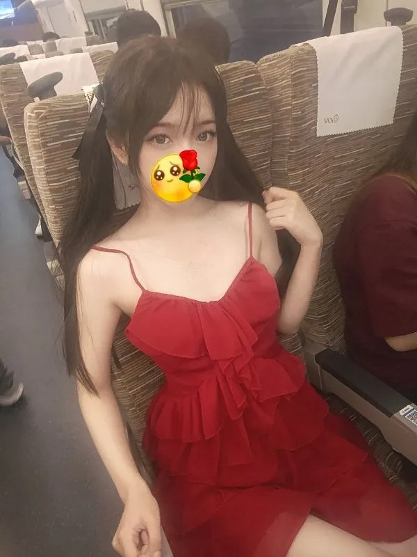 好吃的鹿鹿@luluight-顶级Cos白虎萝莉309P58V1.13G