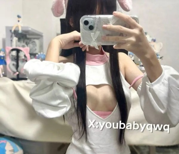 澪@youbabyQwQ – 顶级酥胸白虎萝莉9P23V1.57G