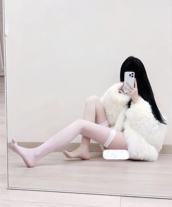 小美@miyoki – 14分钟女同调教双女出演88P1V1.05G
