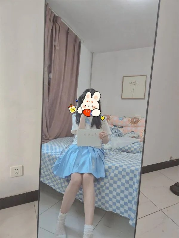北京小萝xiaoluo2002@xiaoluoluo3344 – 双马尾萝莉私拍福利合集[3V154P644m]
