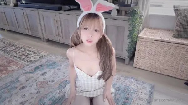 kittyxkum-你的小兔子有些不舒服棒缓解[1V261M]