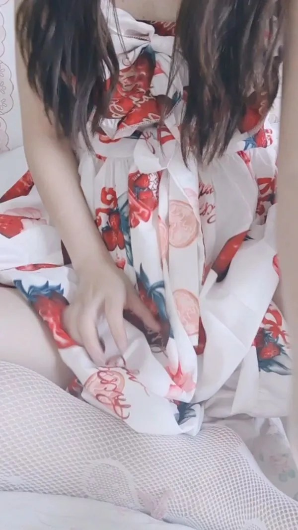 兔兔酱-白网洛丽塔[1V,92M]
