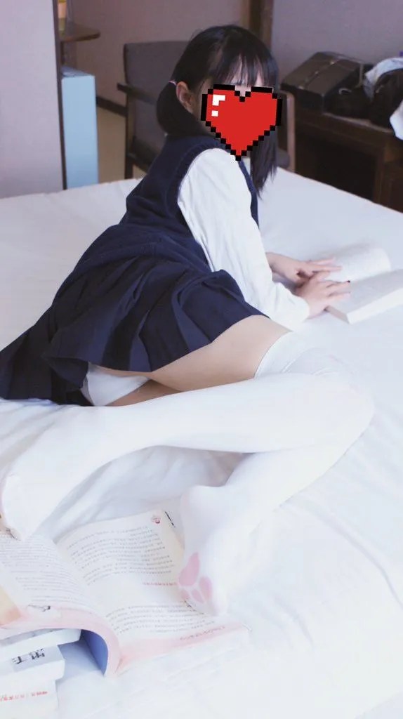 青木小荷-青春无敌收费私拍[156P147V5.58g]