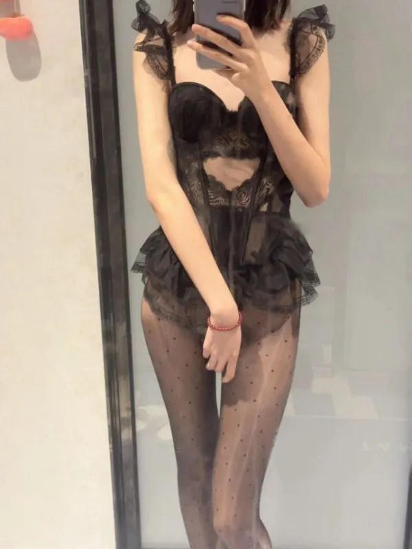 分手后被渣男流出的视频20岁河南大二女生被男友无套开着闪光灯拍摄[381M]
