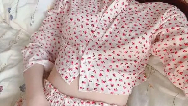 KawaiiSister-5.5醒来后的性欲潮喷[1V,290M]