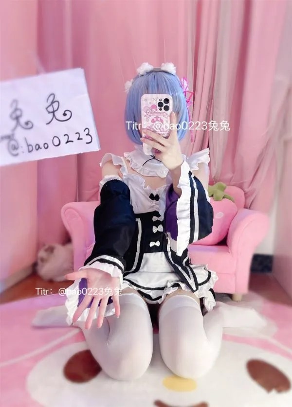 兔兔酱 – 顶级白虎一线天守护甜心+忏悔女仆46P5V461M