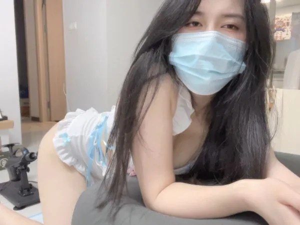 梦中的梦-清纯女仆炮机后入[1V,1.1G]