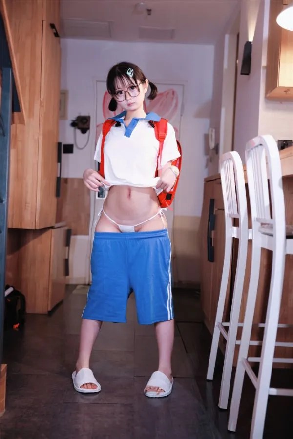 幼水铃衣 – 双人校服[74P753M]