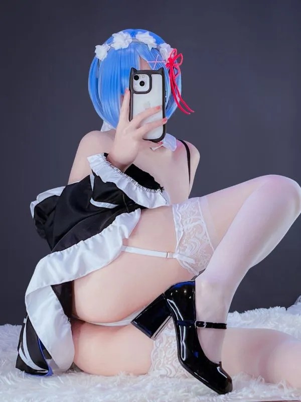 Ayame – 从零开始的异世界生活 蕾姆Cosplay [33P4V244M]