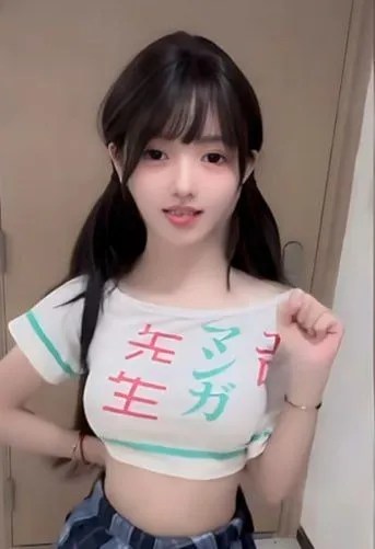 抖音嚼嚼者-35万粉童颜巨乳露点震动棒自慰洗澡等