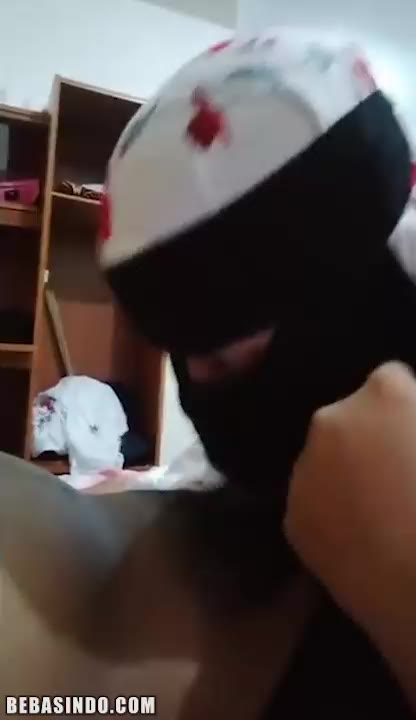 Bokep Genjot Memek Wanita Bercadar Di Kost