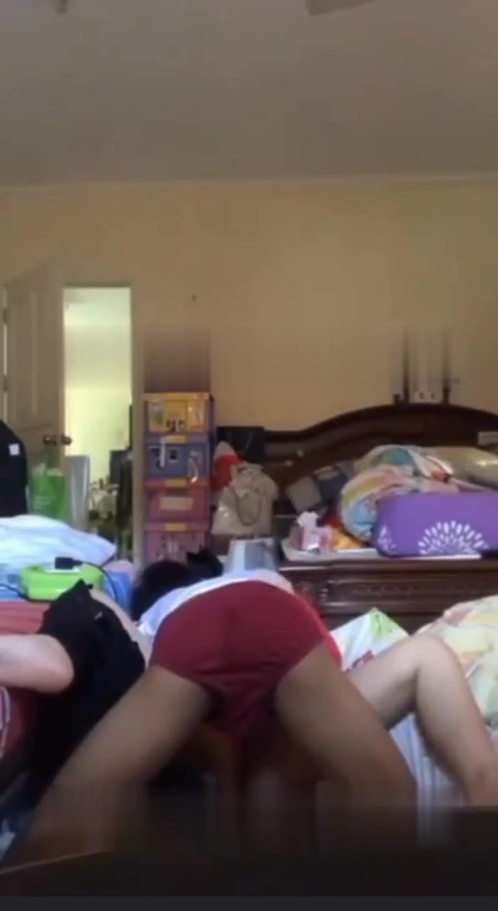 Sange Tapi Pacar Lagi Tidur Gas Main Sama Doni Temennya Part