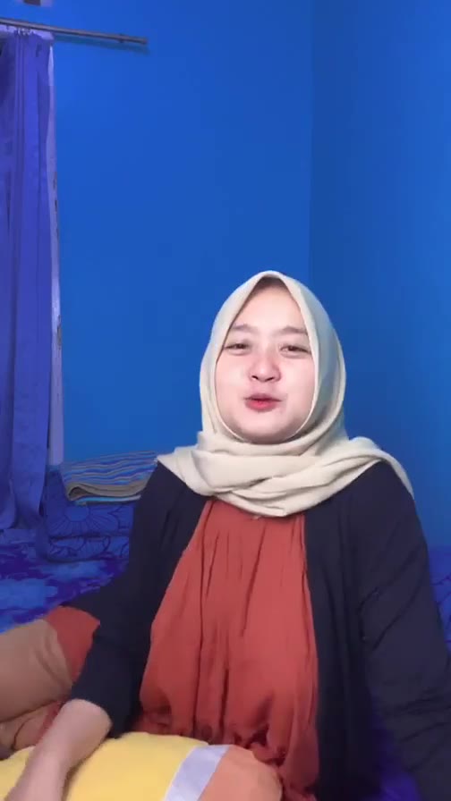 Mom Biti Jilbab Ga Pake Bra Streaming