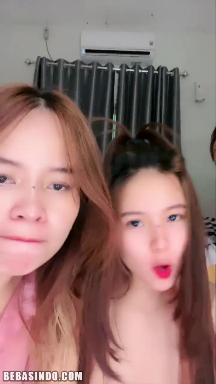 Bokep Trio Gadis Pamerin Uting Susu Body Hot
