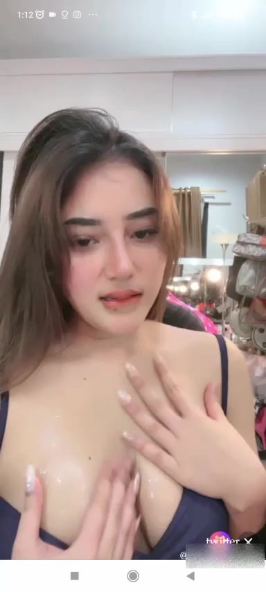 Basahin Nenen Trus Diremes Lydia Danara Bokep Terbaru