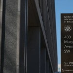 Departamento de Educação deseja otimizar o processo para extrair fundos federais de faculdades