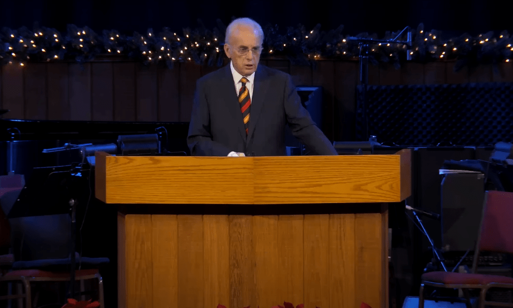Fiery Preacher and Culture Warrior John MacArthur Dies at 86