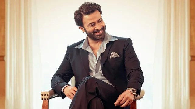 সুপারস্টার শাকিবের হ্যাটট্রিক