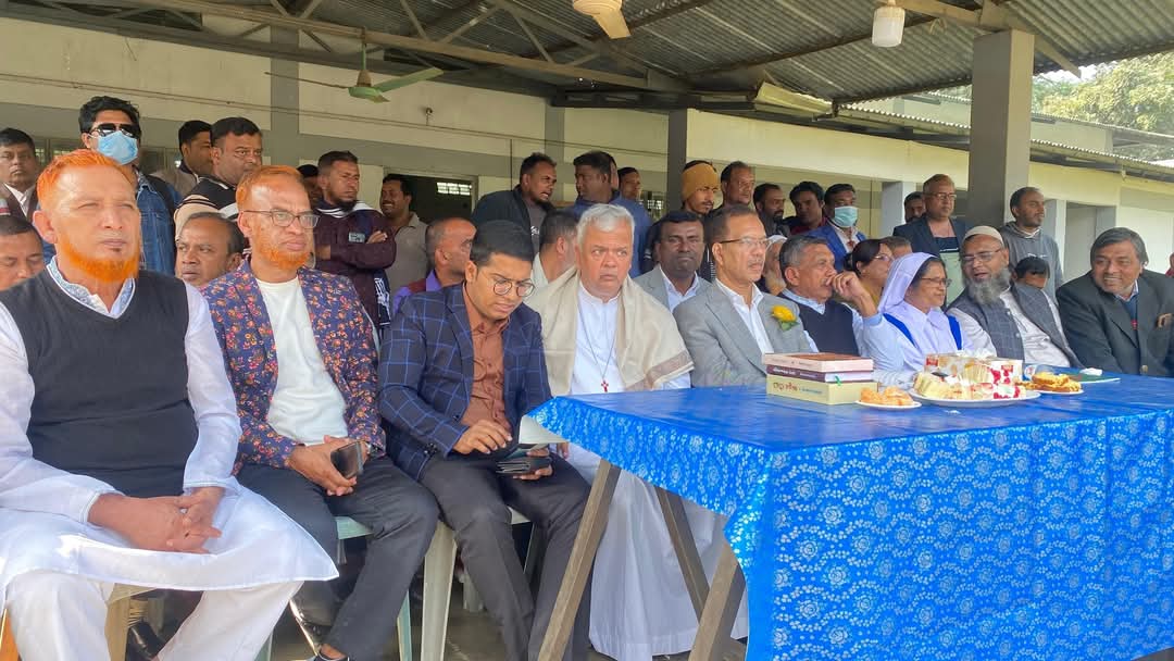 কালীগঞ্জে বড়দিনে প্রশাসন ও রাজনৈতিক নেতৃবৃন্দের  শুভেচ্ছা বিনিময়