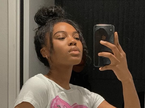 Quen Blackwell: TikTok’s Dynamic Dancer Commanding Global Attention