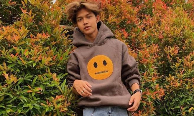Kazama Garap Video Musik #WENAK dengan Konsep TikTok, Begini Hasilnya |  iniSURABAYA.com