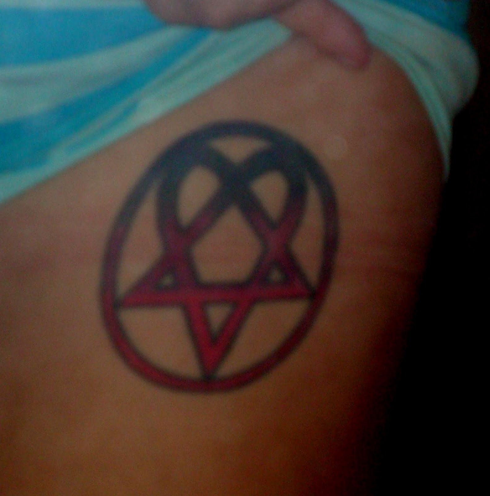 Tattoos-Day: In Joy And Sorrow | Just A Lost Soul Swimmin' In A Fish Bowl 1600_x_1583_jpg