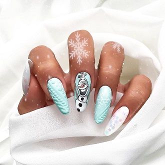 нарисованный макет ногтей