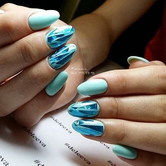 нарисованный макет ногтей