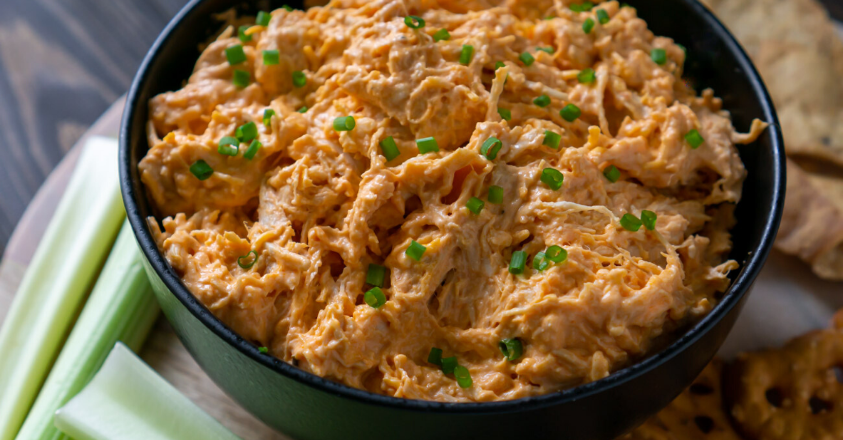 slow cooker buffalo chicken dip