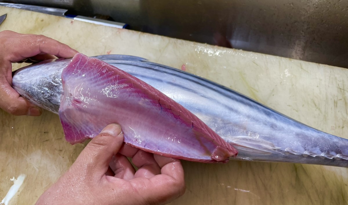 高知名産】かつおのハランボとは？おすすめの食べ方を解説 | 高知産かつおの100%藁焼きタタキ通販｜久礼大正町市場 山本鮮魚店