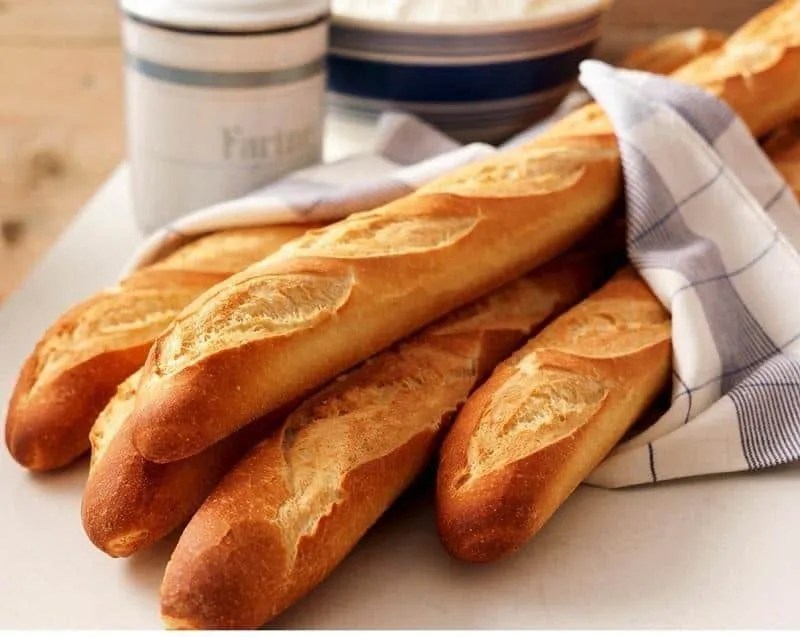 10 Jenis Roti Khas Prancis dengan Beragam Bentuk dan Rasa