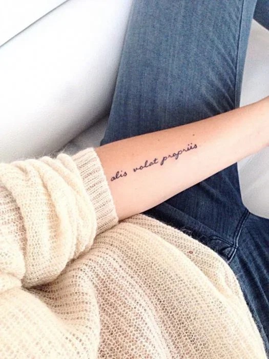 Tatuajes En Francés ¡Vive Lo Sutil En Tinta! | Revista Kena México 700_x_525_png