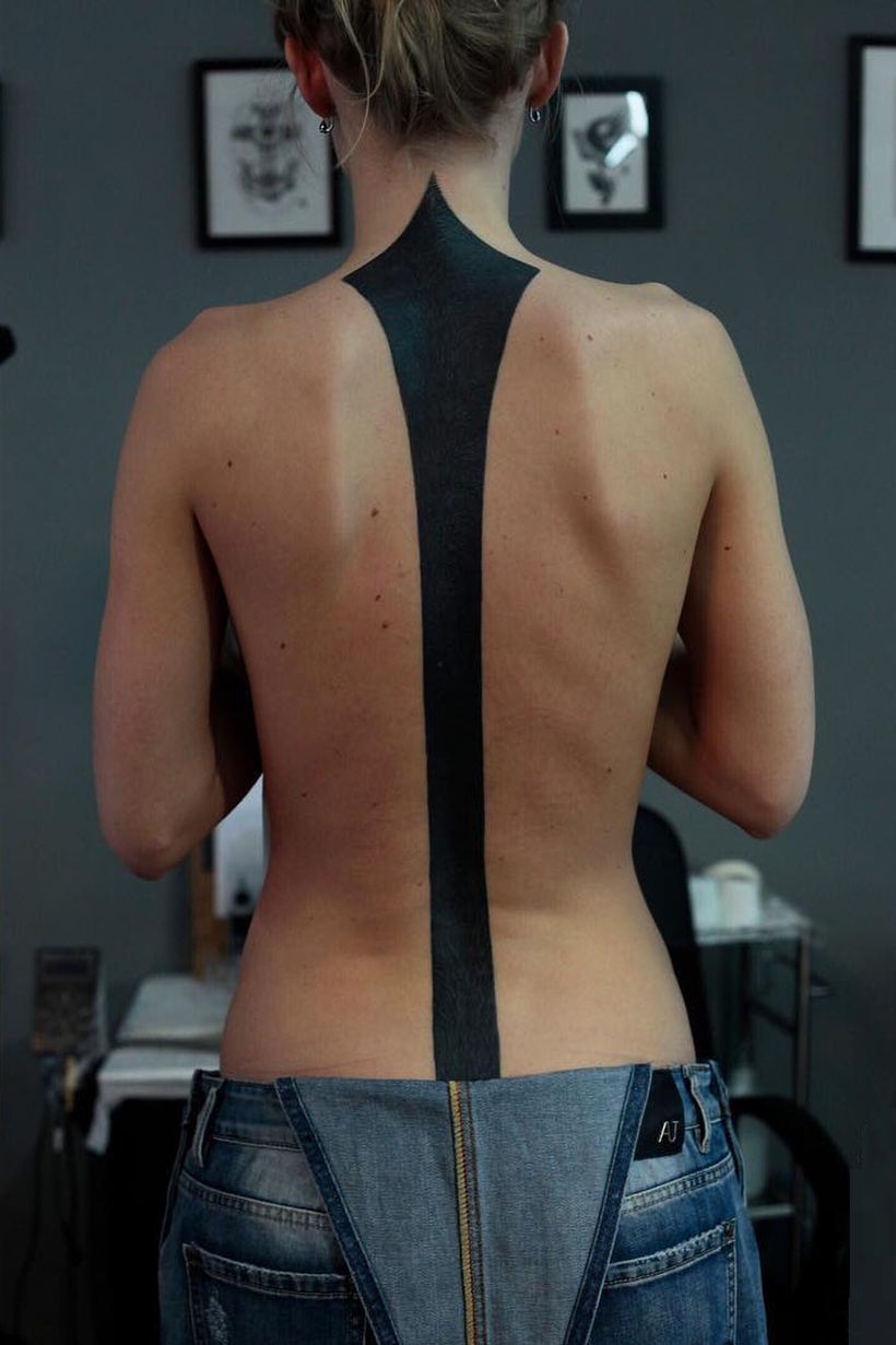 Solid Black Tattoo Ideas (11) - Kickass Things 1231_x_820_jpg