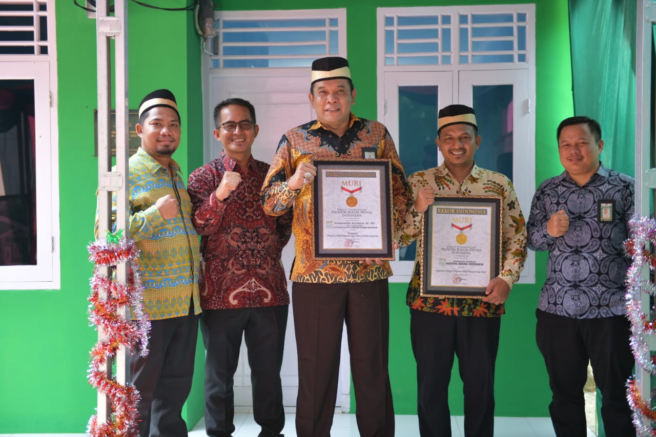 Bekerja Sesuai Syariat Islam - Klikbmi.com