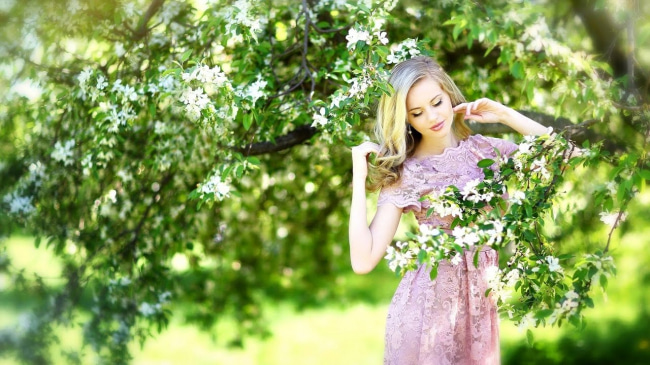 картинки с женщинами красивые нарисованные