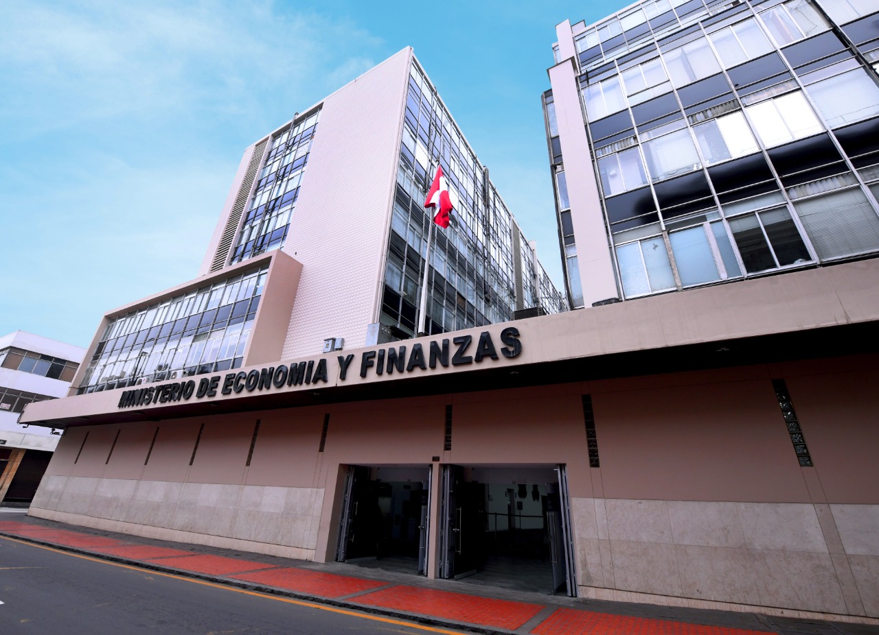 MEF cierra acceso a más retiros de AFP