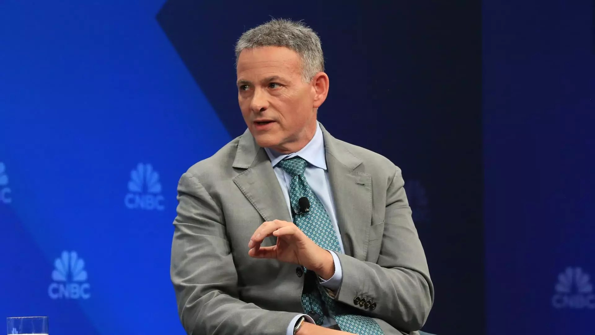 Strategic Moves: David Einhorn’s Greenlight Capital Realigns Portfolio