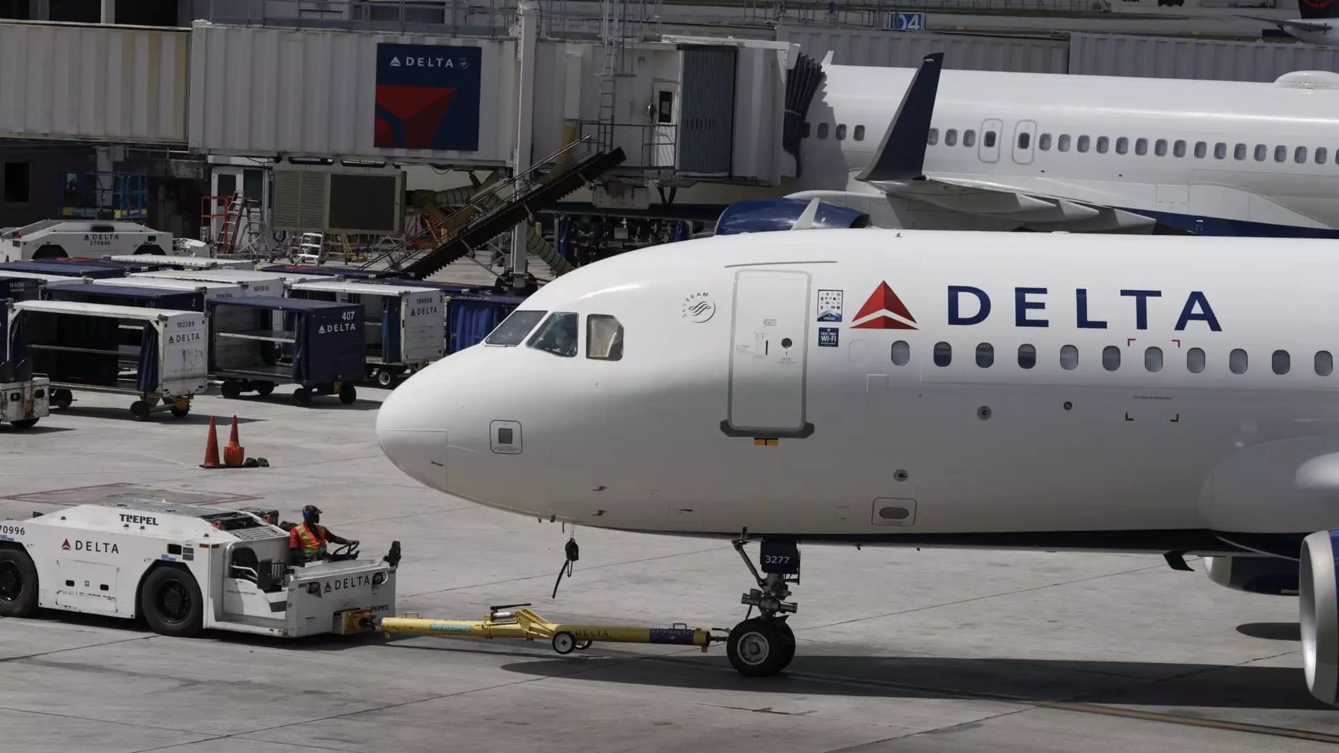 Unearthing the Illusions of a Record-Breaking Market: The Hidden Fragility Behind the Celebration