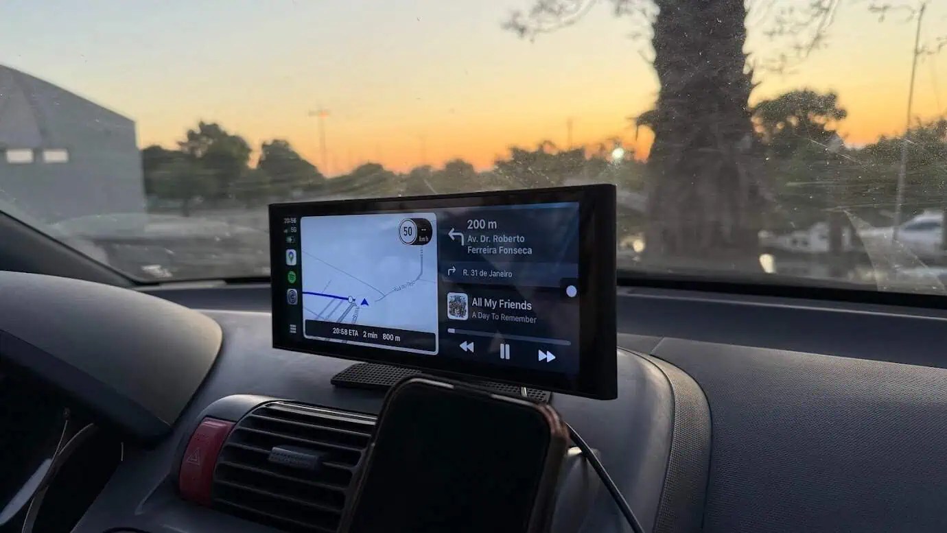 lamtto rc09 - ecrã extra para modernizar o seu carro?