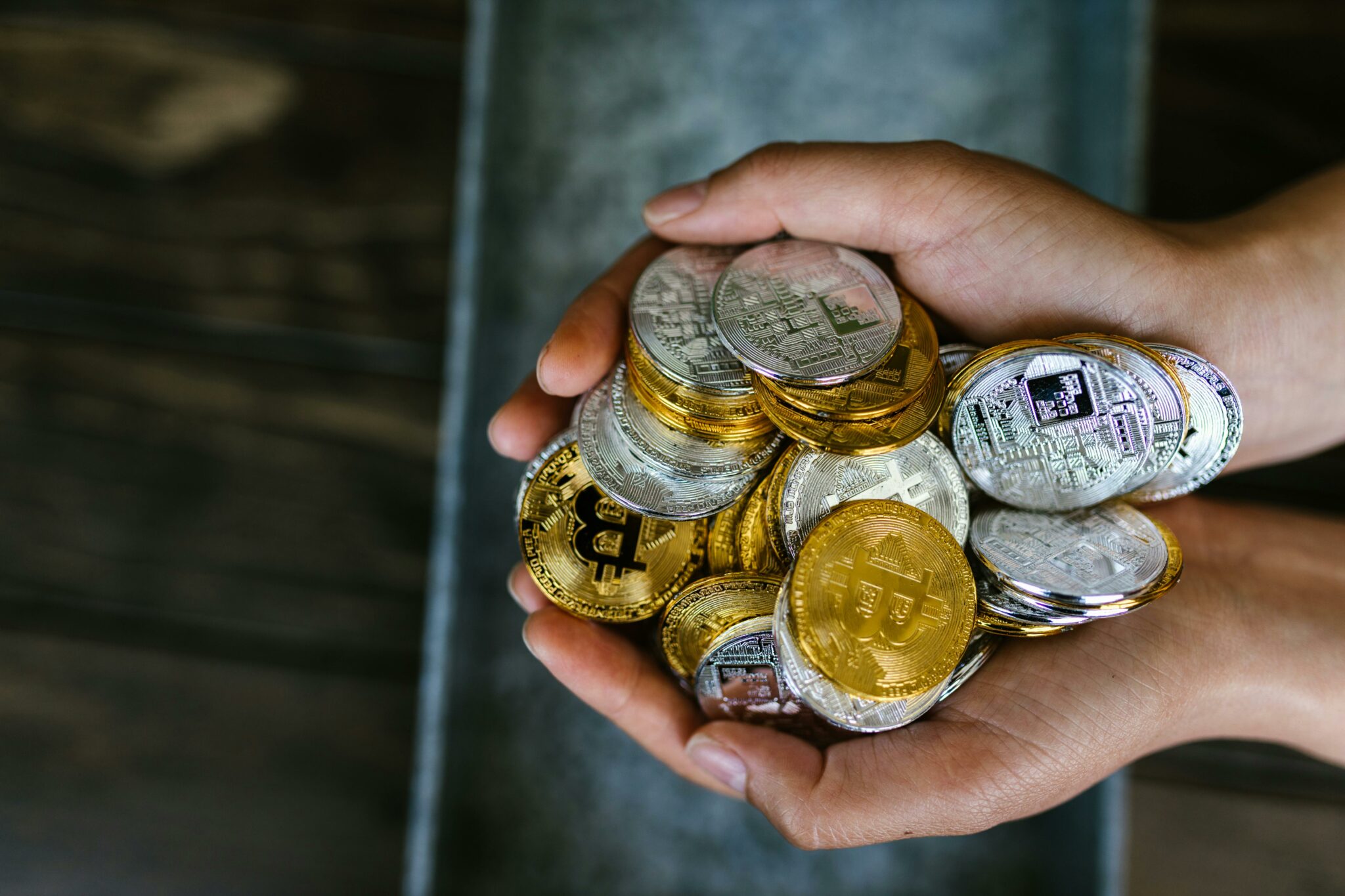 Criptovalute, guida completa: opportunità, rischi e regole