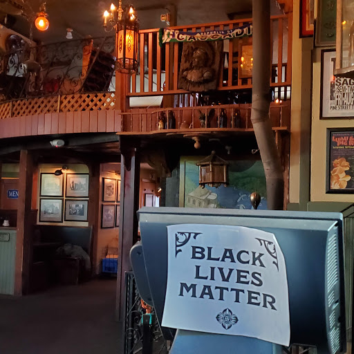 Top 32+ Stock Photos mcmenamins st. johns theater & pub photos Excellent