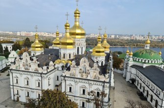 Києво-Печерська лавра Монастир Київ