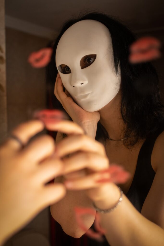 Our In-Depth Review of the HigherDose Red-Light-Therapy Face Mask