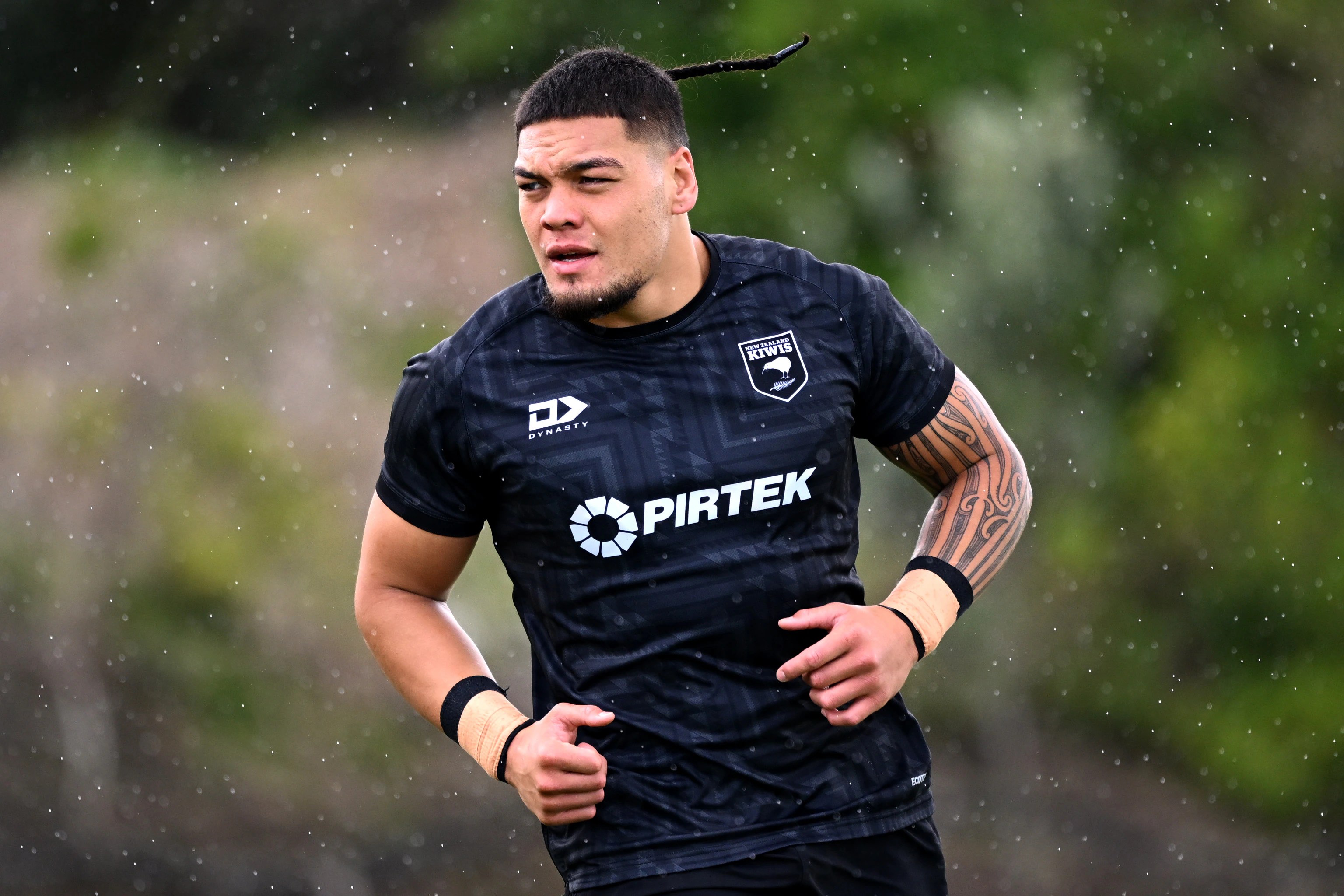 Bulldogs lose marquee signing Leo Thompson for 10 weeks