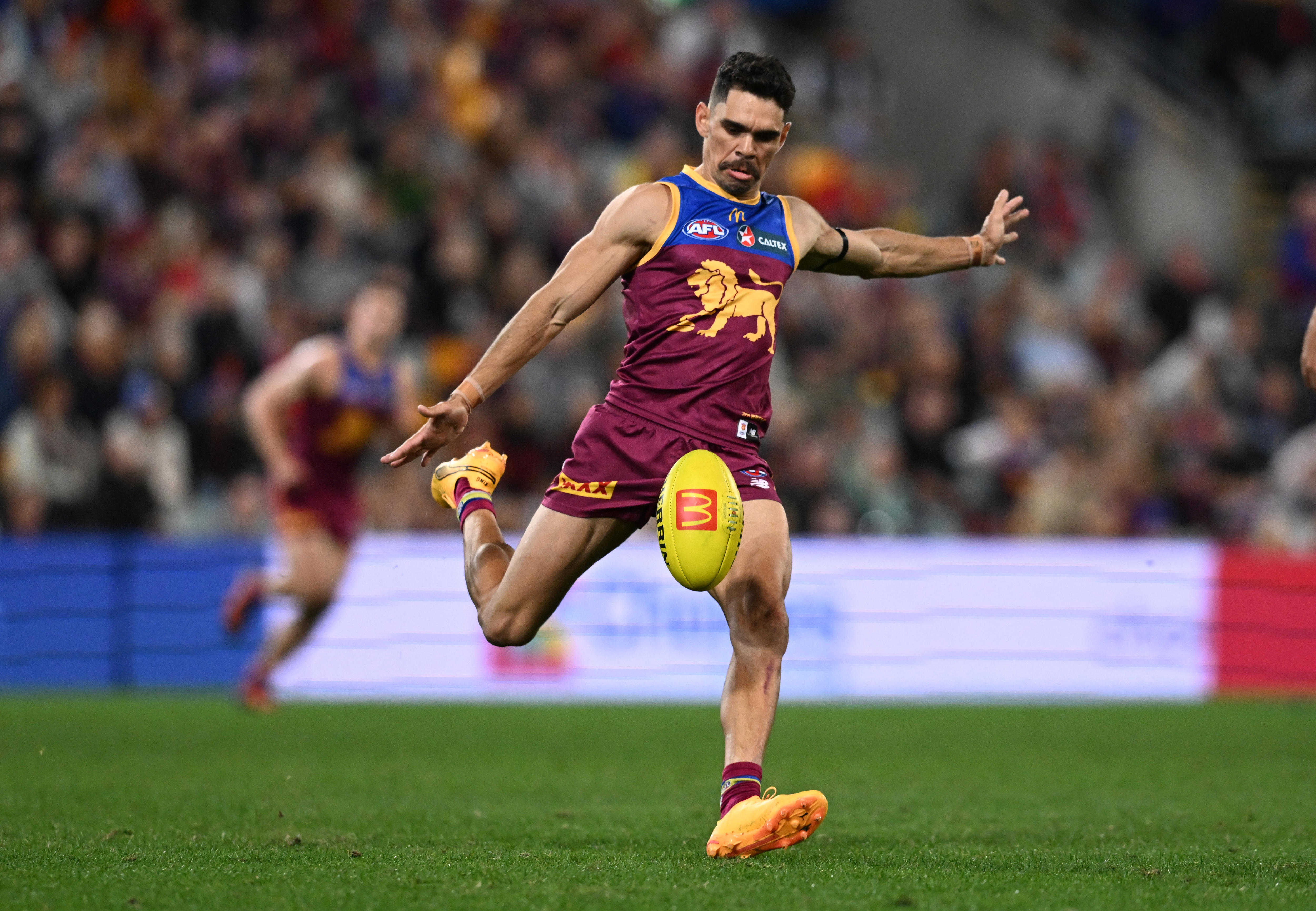 AFL round 19: Lions vs Swans, Dockers vs Demons, Blues vs Kangaroos — blog, scores and stats