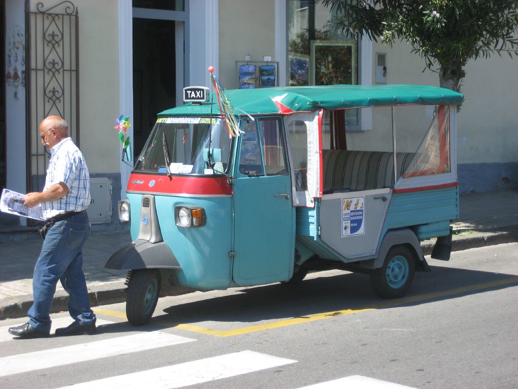 Ape Taxi Stretch Ape On The Island Of Ischia Ron Rundle Flickr