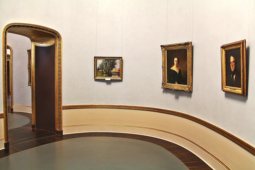 Alte Nationalgalerie 1 One Of The Oval Rooms Of The Alte Flickr